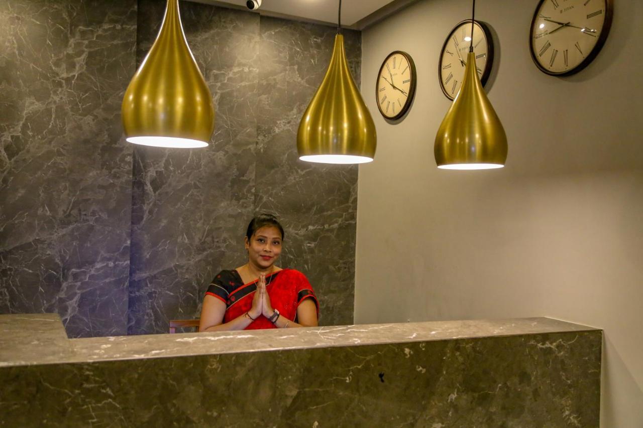 Four Leaf Hotel - Sapphire Blue, Varanasi Exterior photo